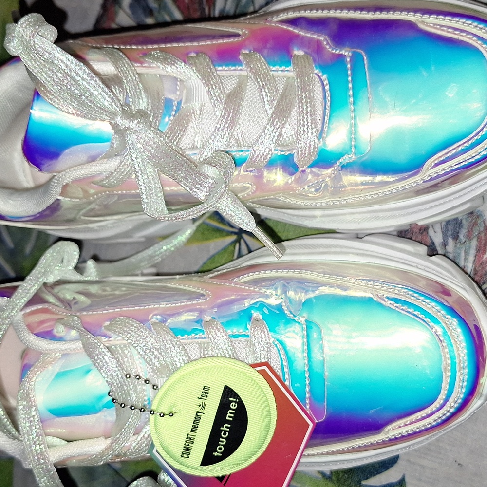 NWT SIZE 9 LUCKY STEP HOLOGRAM MEMORY FOAM PLATFORM SNEAKERS - Picture 9 of 9